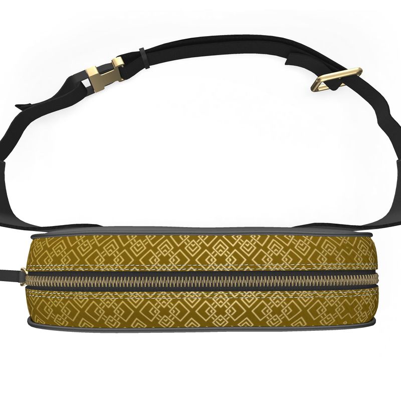 LABYRINTH BELT BAG